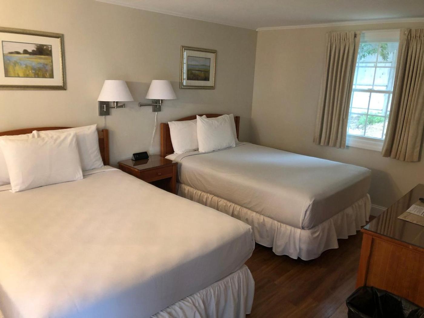 Standard Double Room with Two Double Beds